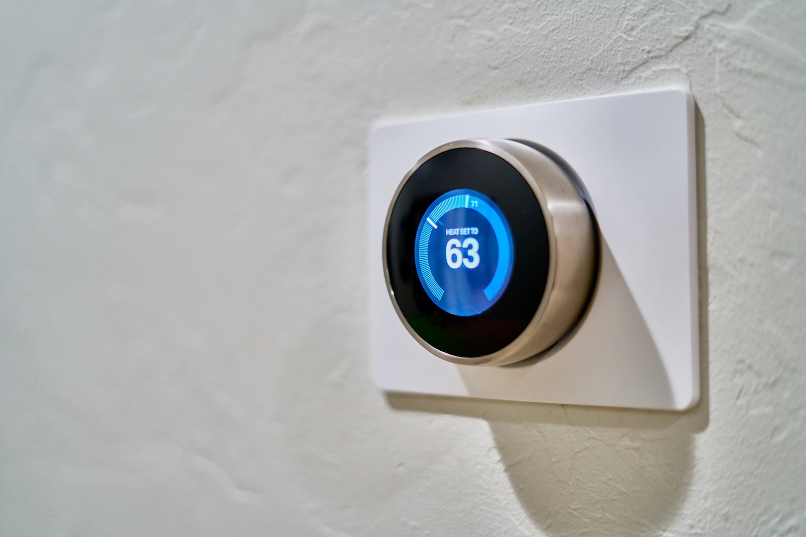 Benefits of Investing in Smart Technology for Your Home